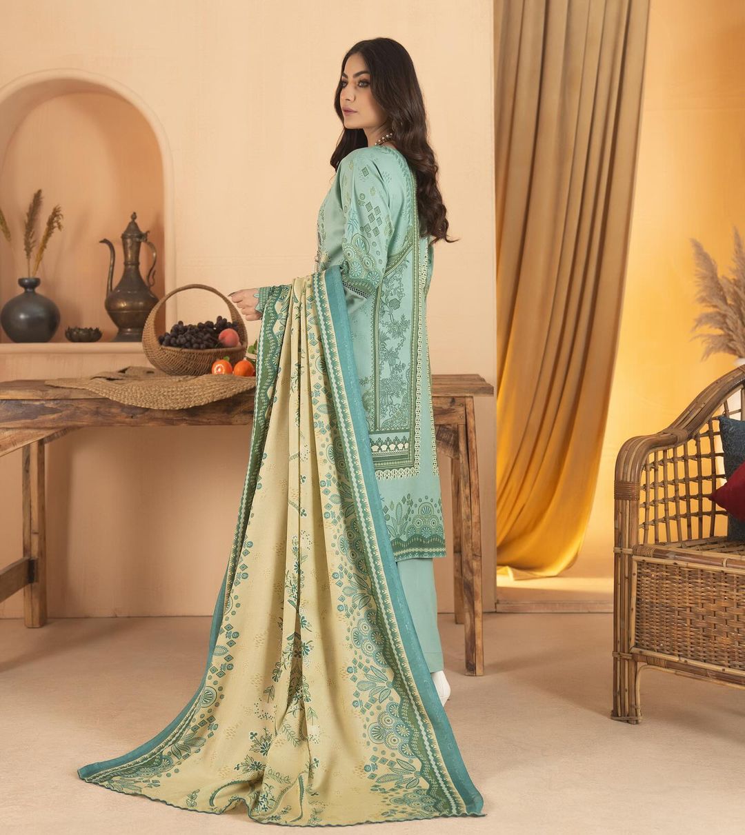 MUNIRA EMBROIDERED DHANAK READYMADE 3-pcs MSL 04 (STITCHED)